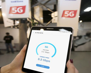 KT, 세계최초 5G 네트워크·단말·서비스 연동 성공